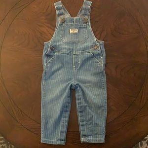 Barley used Oshkosh gender neutral overalls size 12M